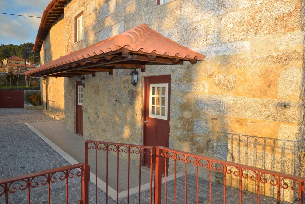 Gasthaus Casa Cachada Braga Exterior foto